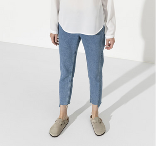 Birkenstock Boston Suede in Taupe