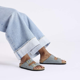 Birkenstock Arizona Oiled Leather in Basalt Gray