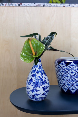 Blue Eleanor Budvase Collection