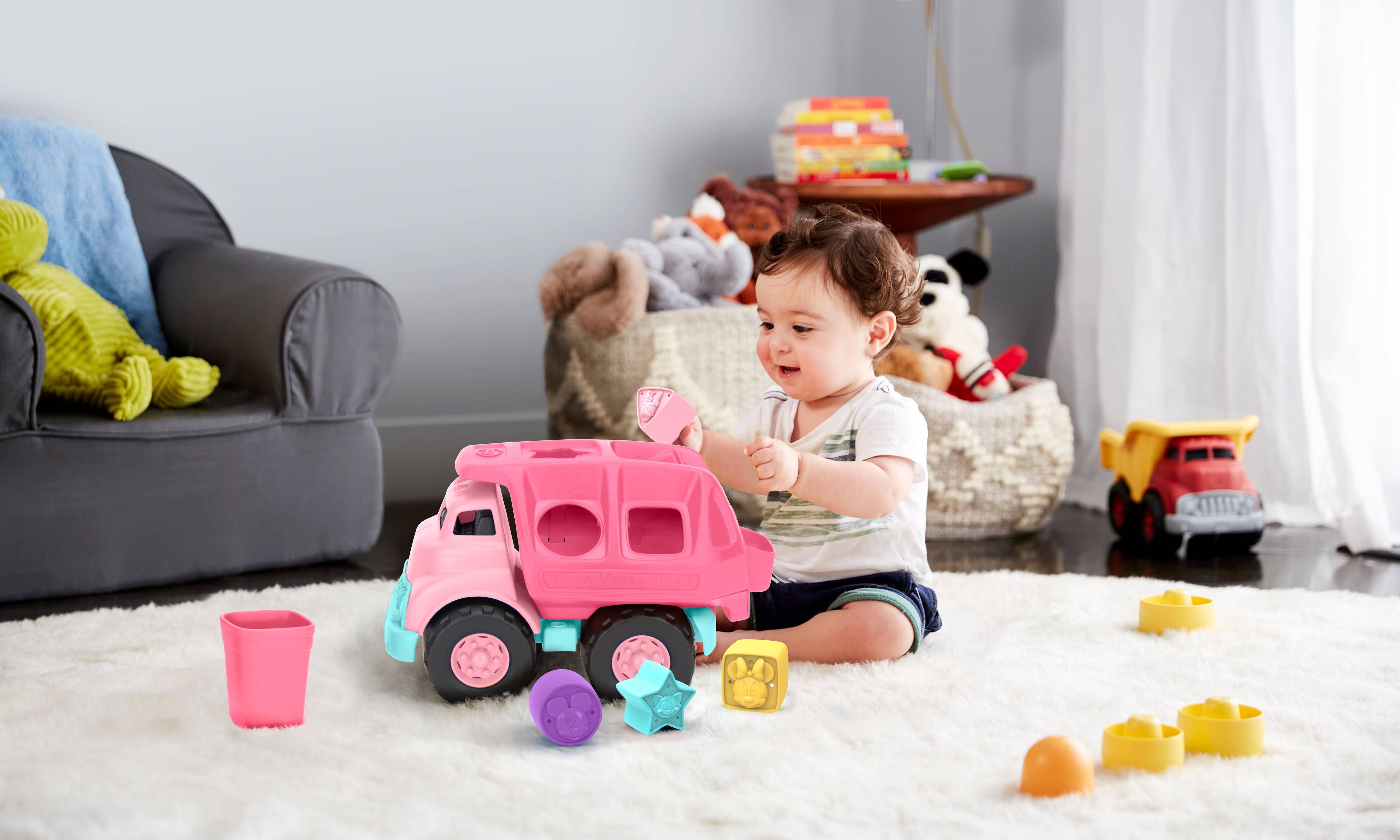 Minnie Mouse & Friends Shape Sorter Truck