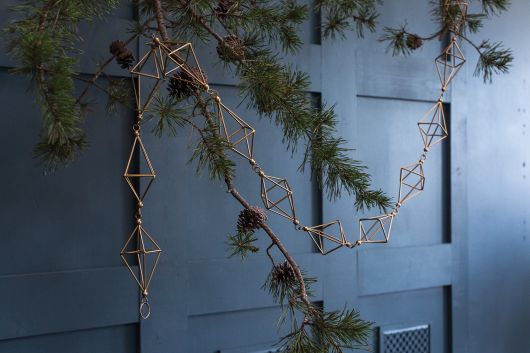 Metal Vex Garland