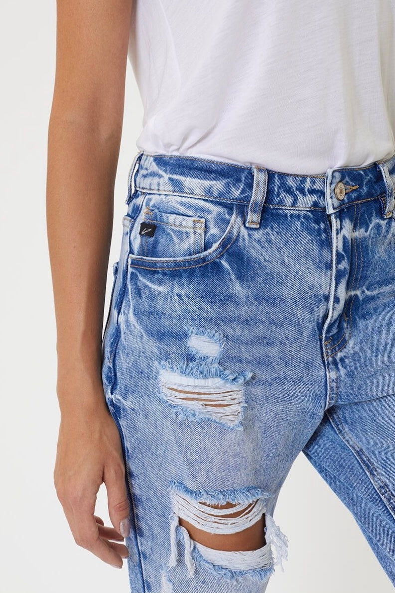 KanCan Maddie High Rise Mom Jeans