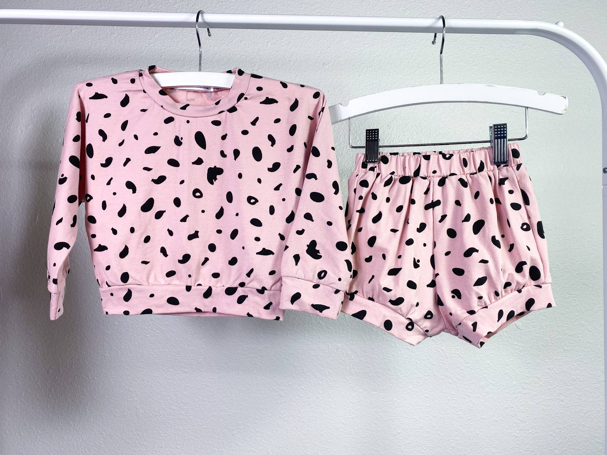 Commons Girls Cheetah Set