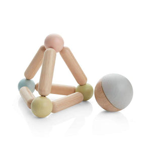 PlanToys Triangle Clutching Toy